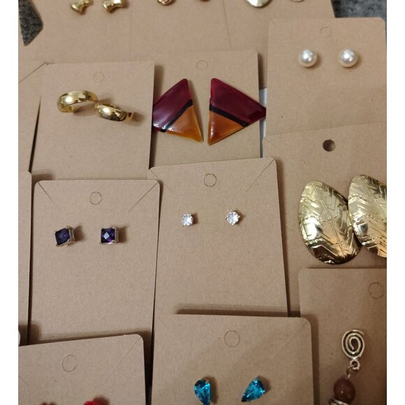 Bulk Lot Of 56 Vintage Earrings Mix Of Avon & Others - Picture 10 of 15